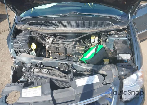 2006 Chrysler Town & Country Touring z USA, uszkodzony, nr VIN 2A8GP54L36R922717